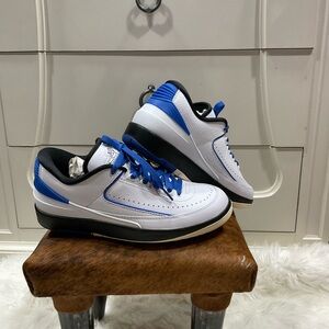Women's Air Jordan 2 Retro Low "Varsity Royal" sneakers